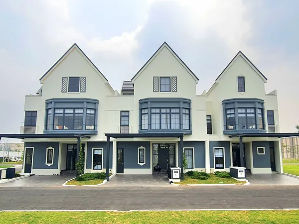 Louise Architecture 1